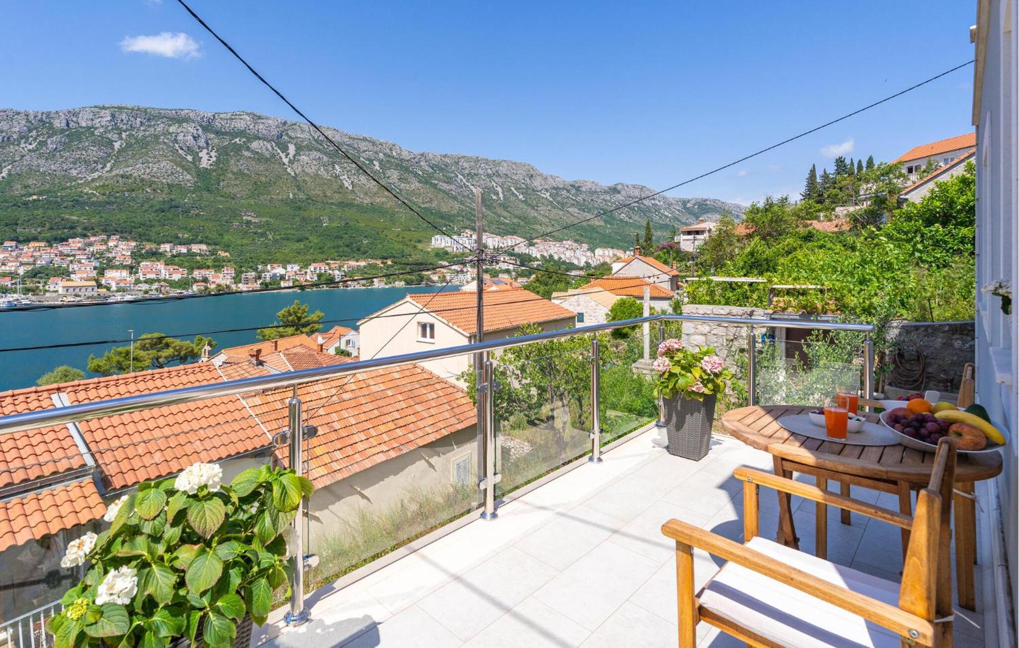 Amazing In Sustjepan With Wifi Apartamento Dubrovnik